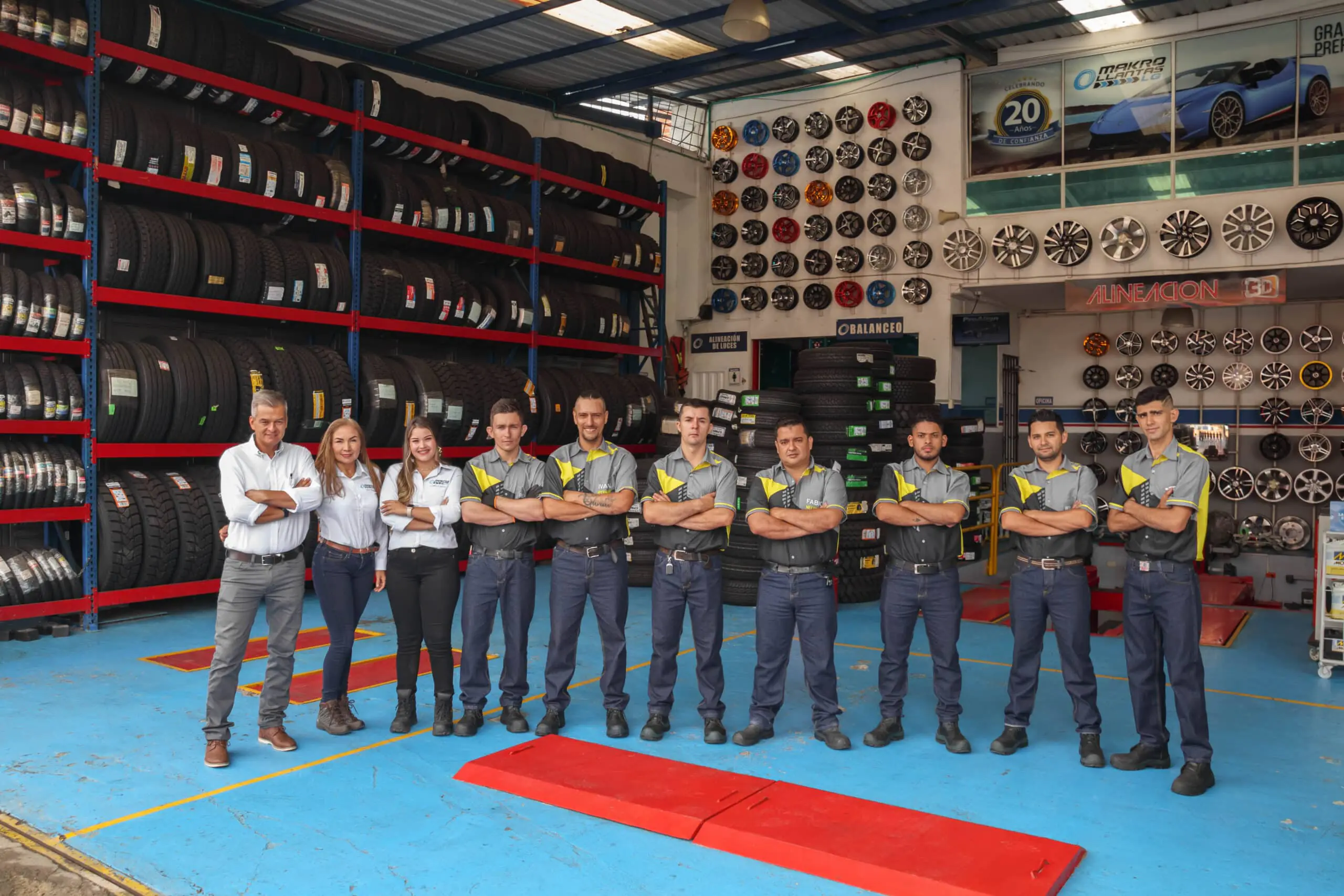 Equipo de profesionales Macrotires